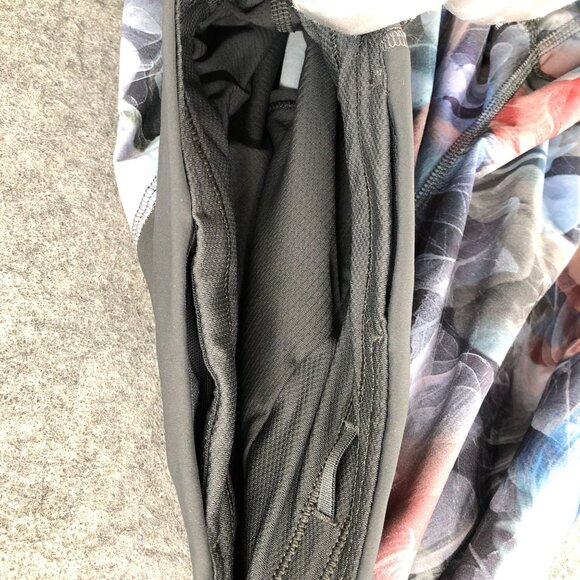 Lululemon Fast and Free Short 4 High-Rise Classic 3" Luminescent Floral - Picture 8 of 9